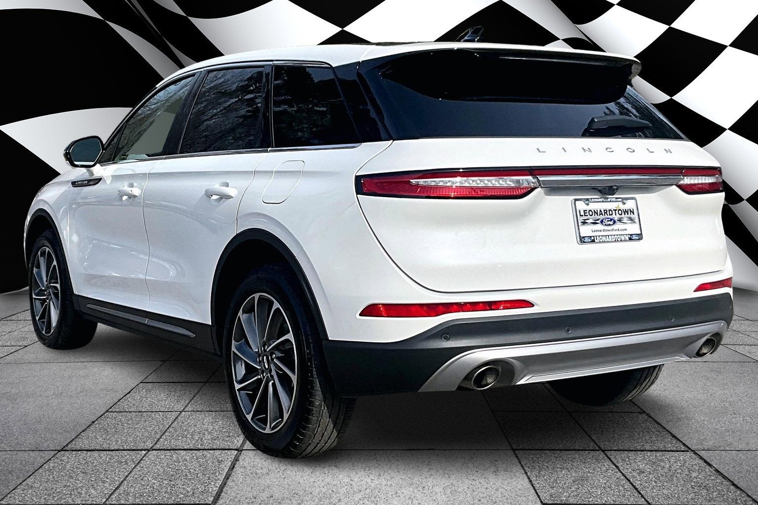 2023 Lincoln Corsair Standard