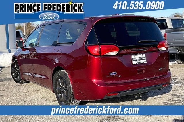 2020 Chrysler Pacifica Hybrid Touring L