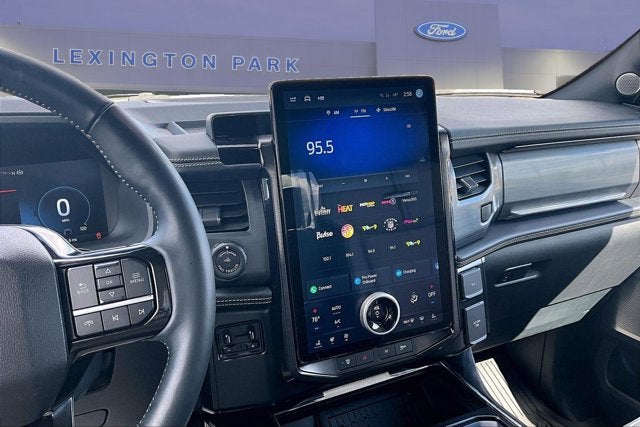 2023 Ford F-150 Lightning Platinum