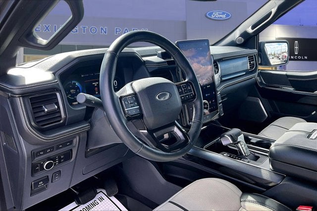 2023 Ford F-150 Lightning Platinum