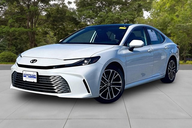 2025 Toyota Camry XLE