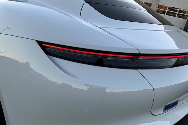 2022 Porsche Taycan Base