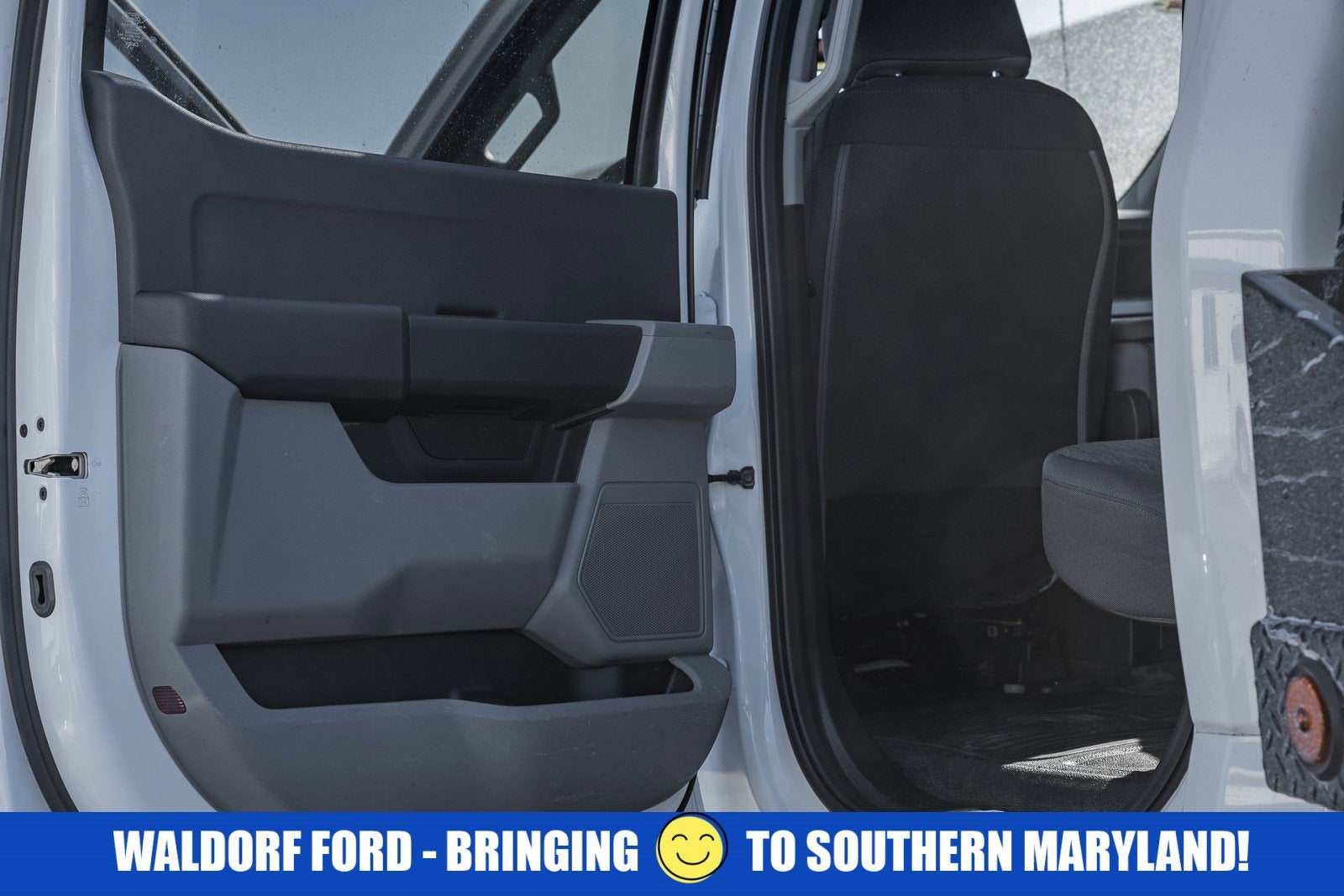 2023 Ford Super Duty F-550 DRW XL