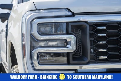 2025 Ford Super Duty F-350 DRW Platinum