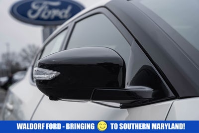 2023 Nissan Maxima SR