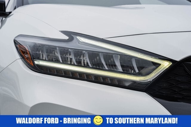 2023 Nissan Maxima SR
