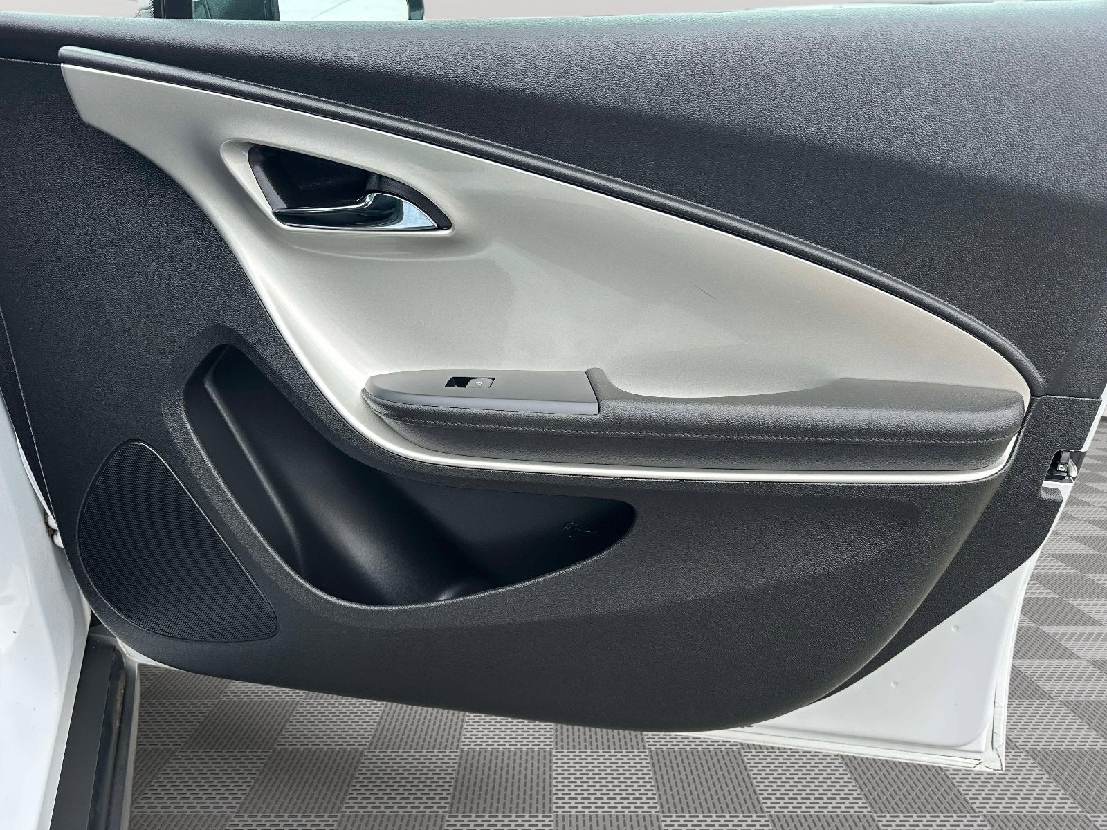 2013 Chevrolet Volt Base