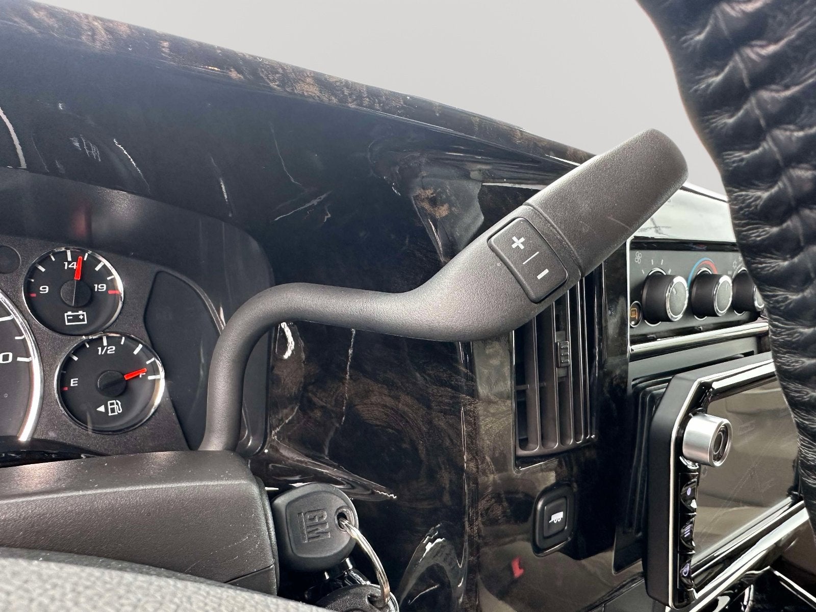 2022 Chevrolet Express Cargo 2500 WT