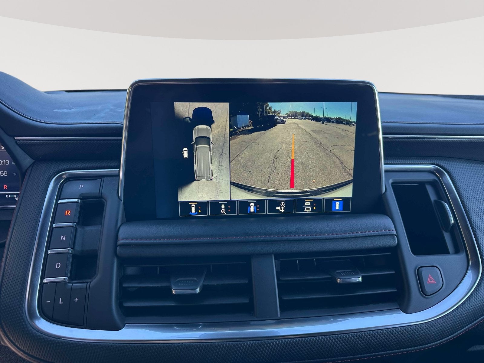 2023 Chevrolet Suburban RST