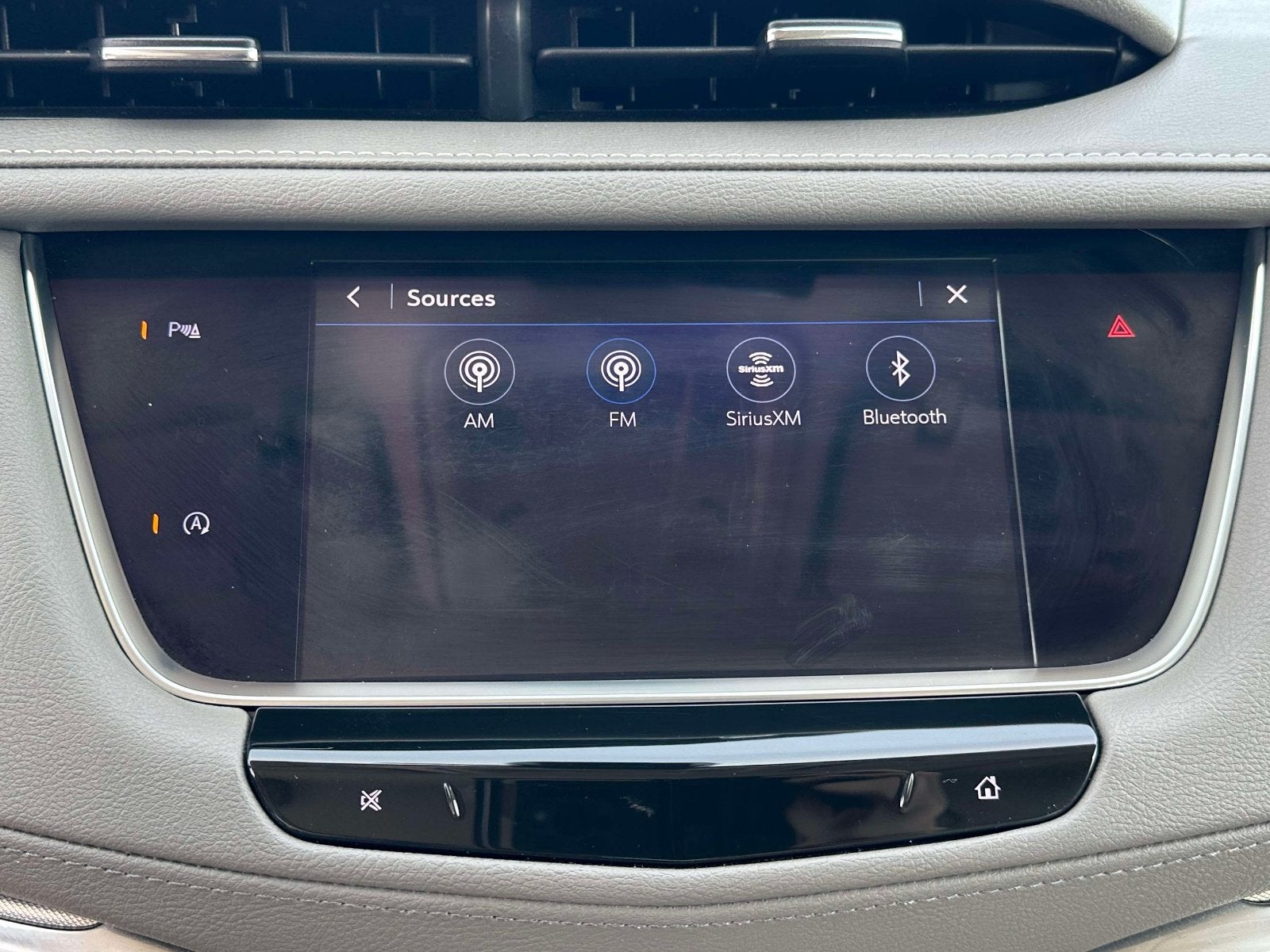 2022 Cadillac XT5 FWD Premium Luxury
