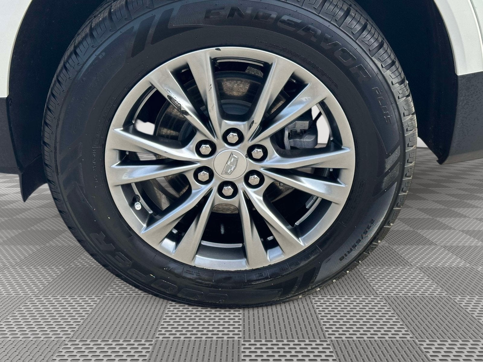 2022 Cadillac XT5 FWD Premium Luxury
