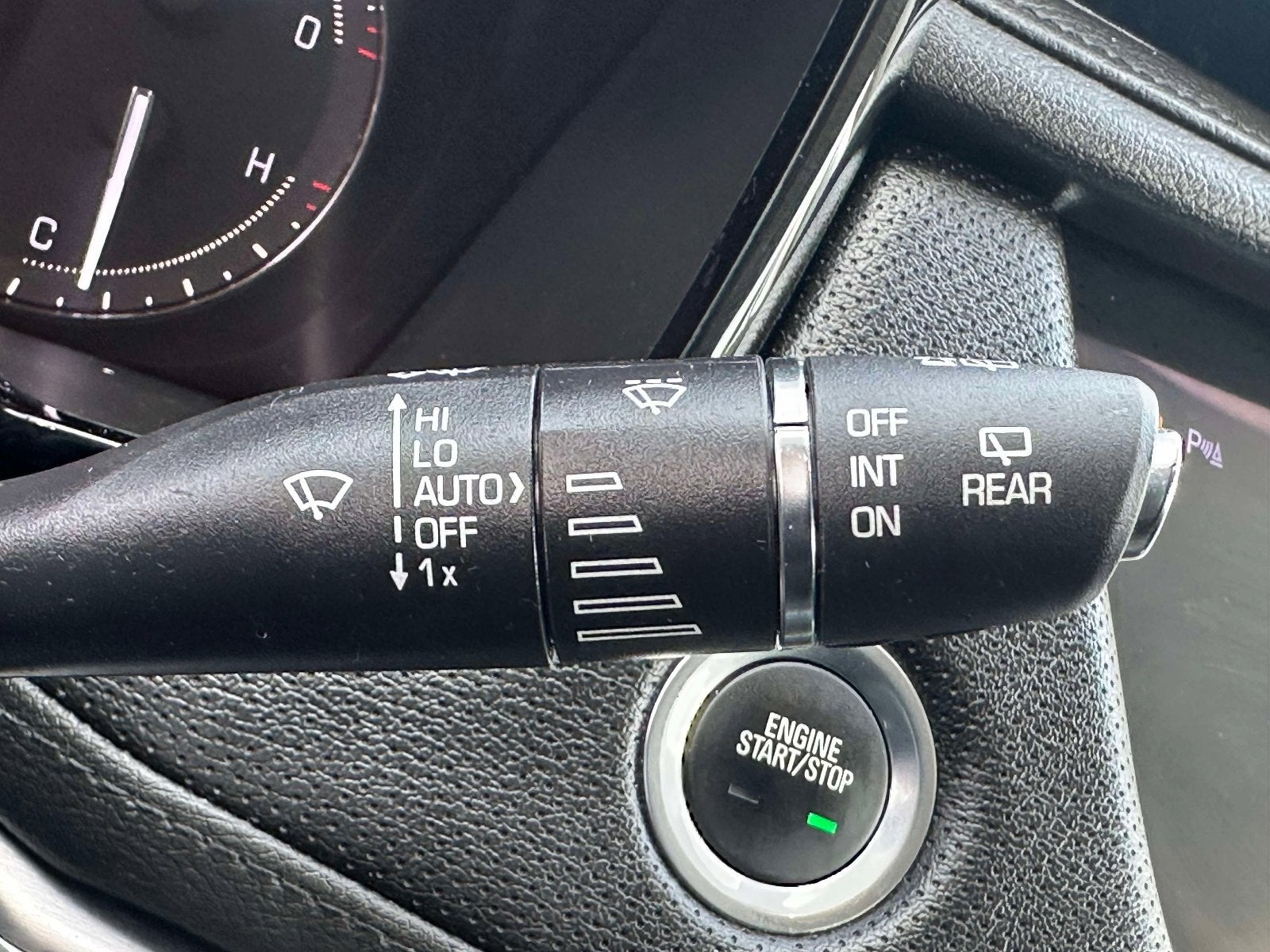 2018 Cadillac XT5 Luxury AWD