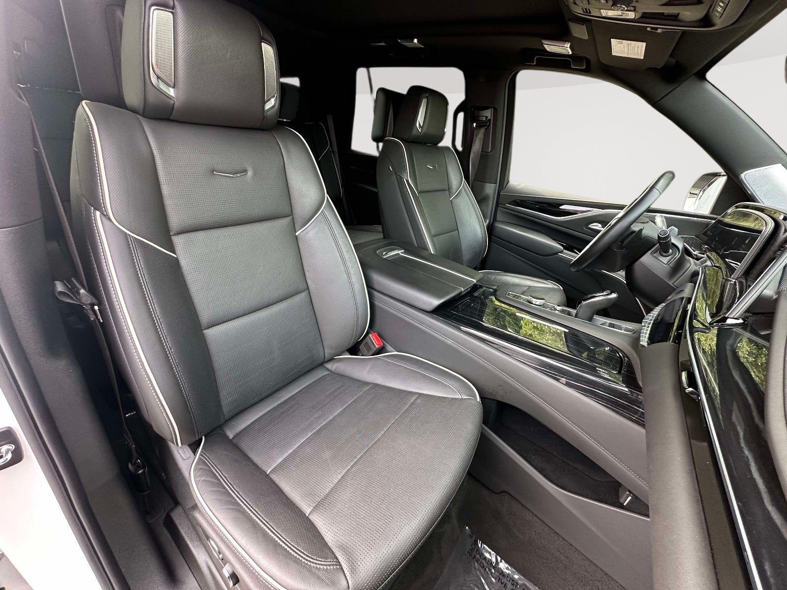 2023 Cadillac Escalade 4WD Sport