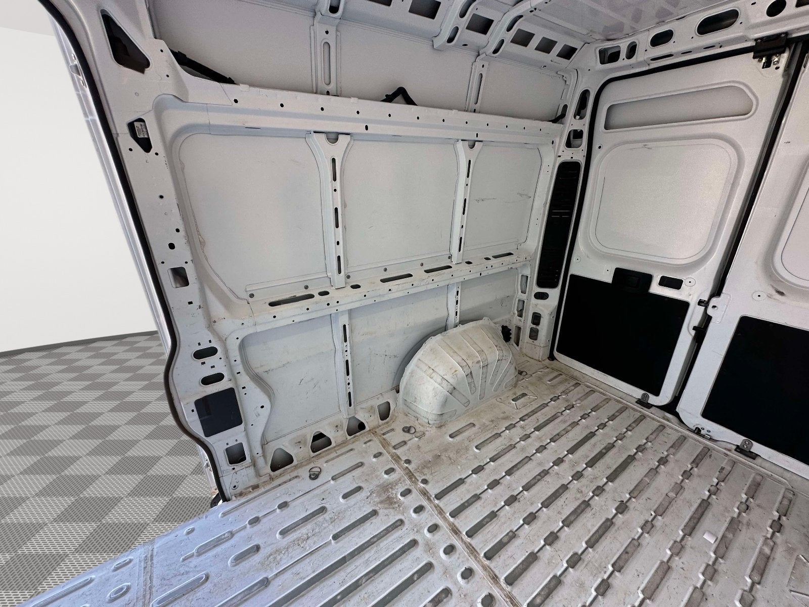 2025 RAM ProMaster Cargo Van Tradesman