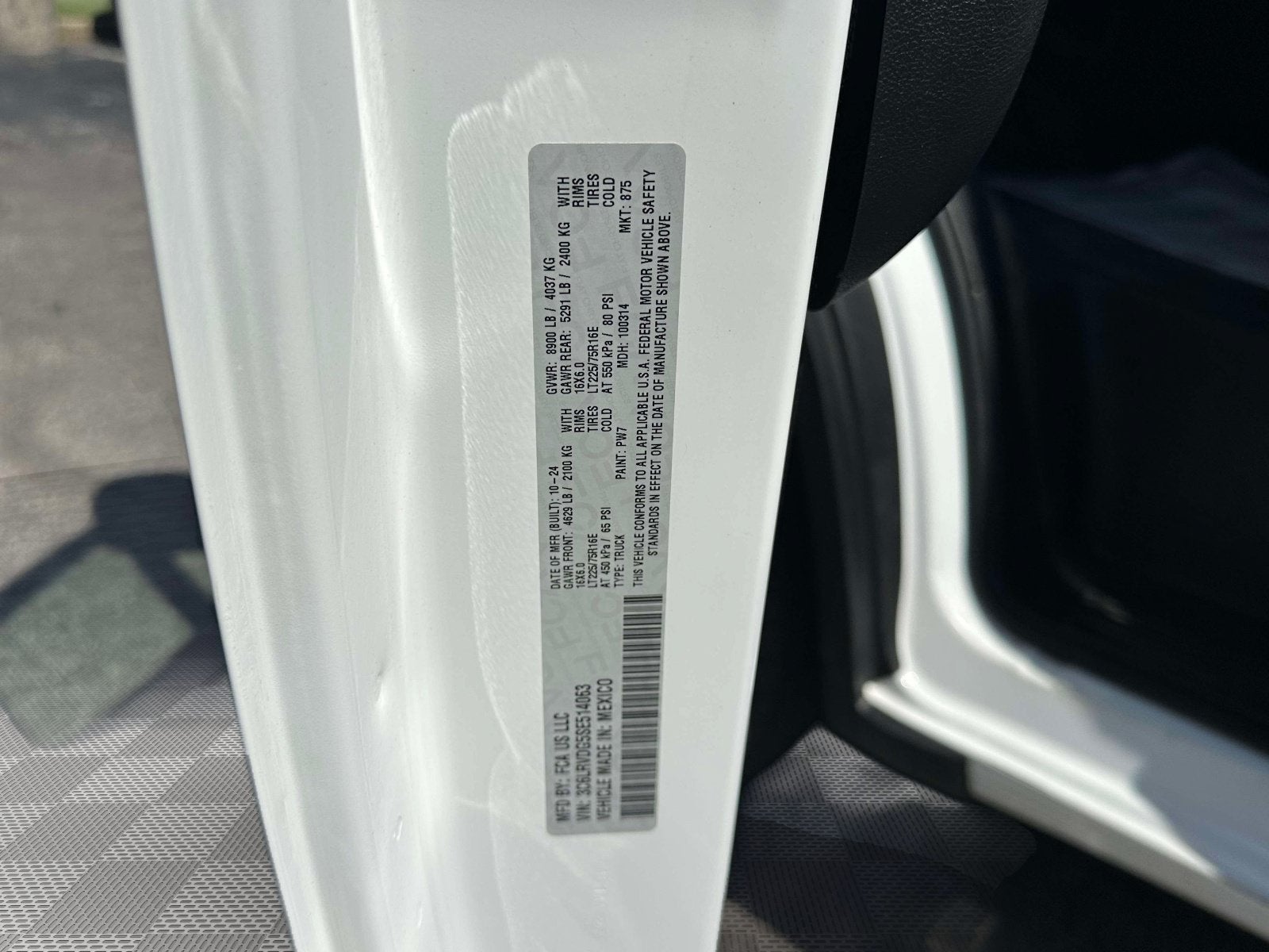 2025 RAM ProMaster Cargo Van Tradesman