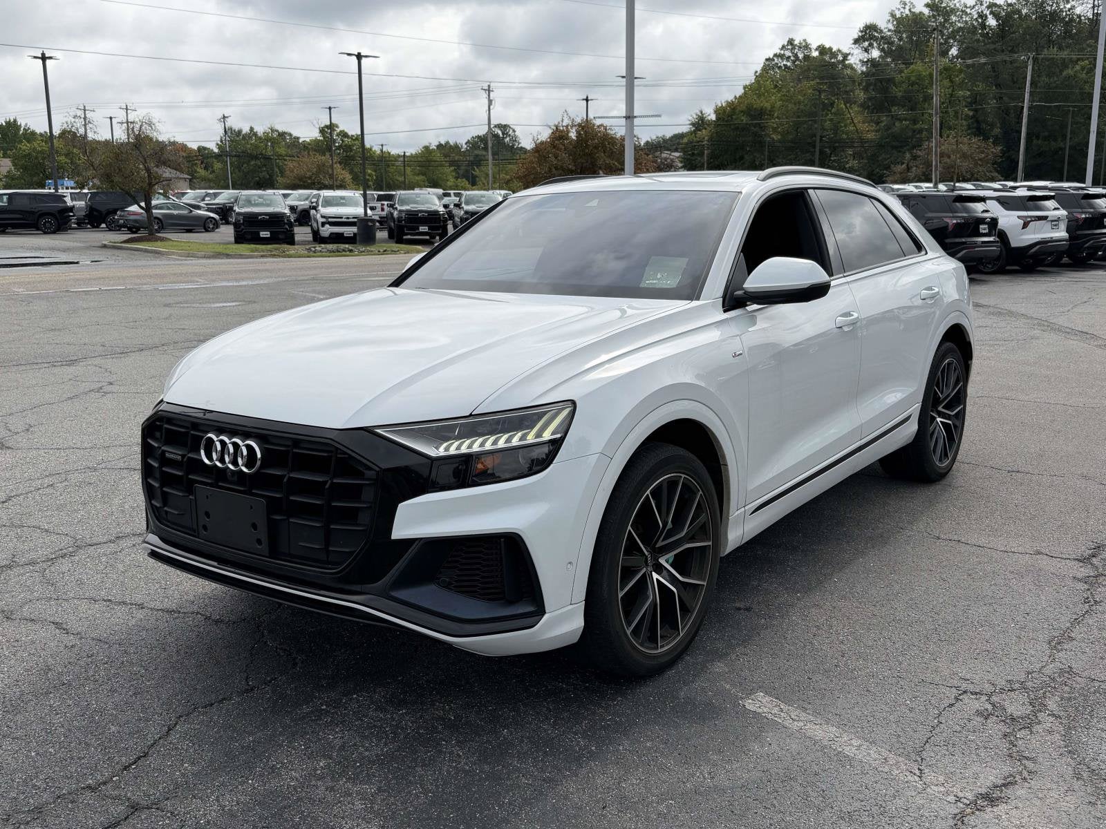 2019 Audi Q8 Premium Plus