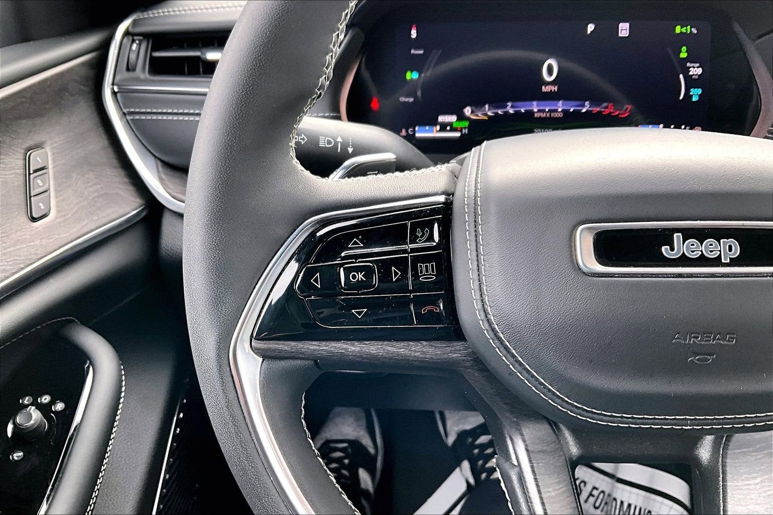 2023 Jeep Grand Cherokee 4xe Overland