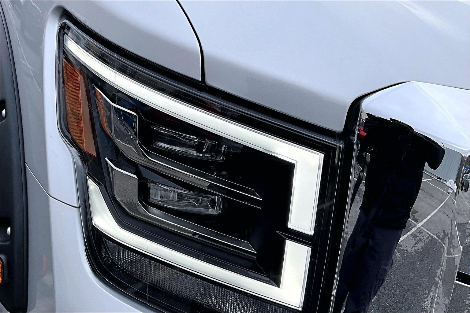 2021 Nissan TITAN Crew Cab SL 4x4