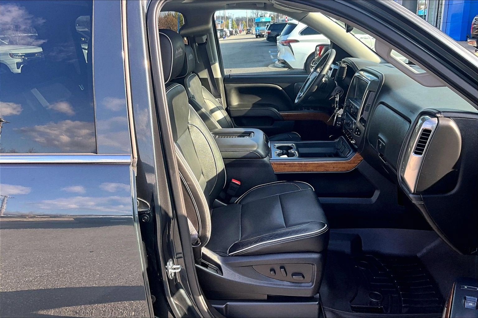 2017 Chevrolet Silverado 1500 High Country