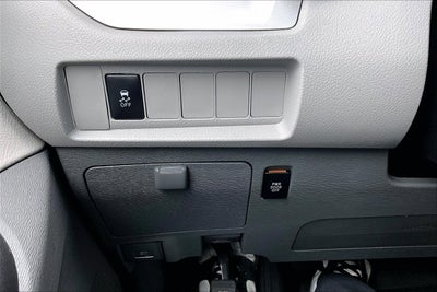2017 Toyota Sienna LE Auto Access Seat