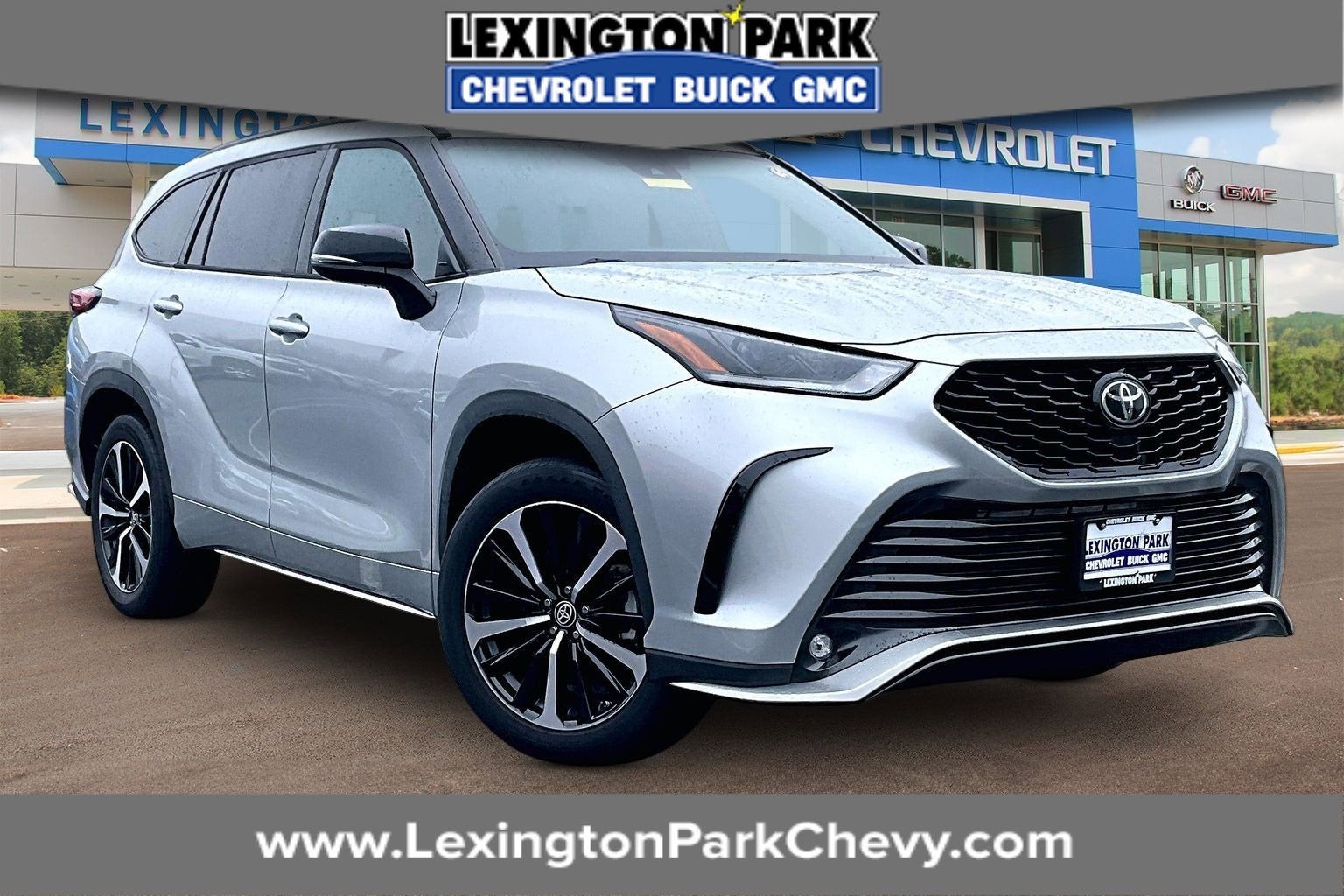 2022 Toyota Highlander XSE