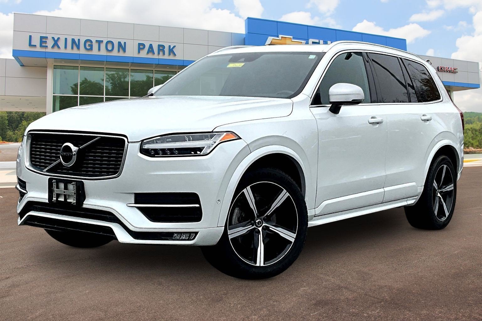 2019 Volvo XC90 T6 R-Design